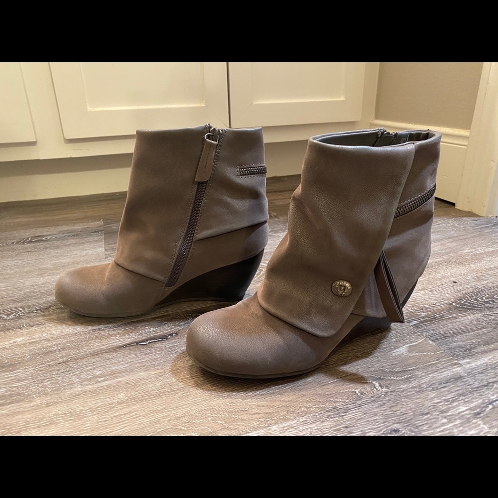 Blowfish Ankle Boots ❤️